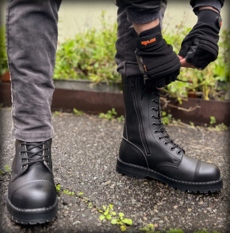 VST 12 Eyelet Zip Boot (Black) 