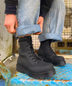 VST 8 Eyelet Boot (Black) 