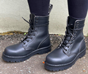 VST 8 Eyelet Boot (Black) 